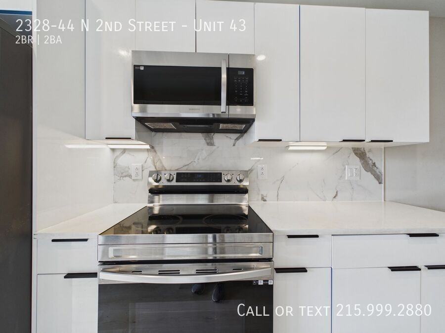 2328 N. 2nd Street - Photo 2 of 37