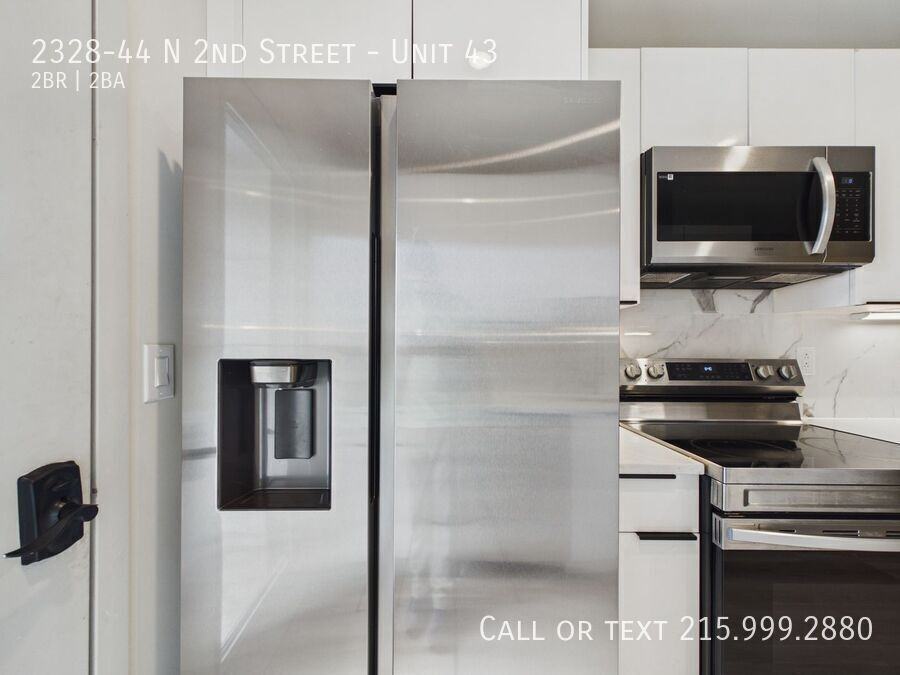 2328 N. 2nd Street - Photo 3 of 37