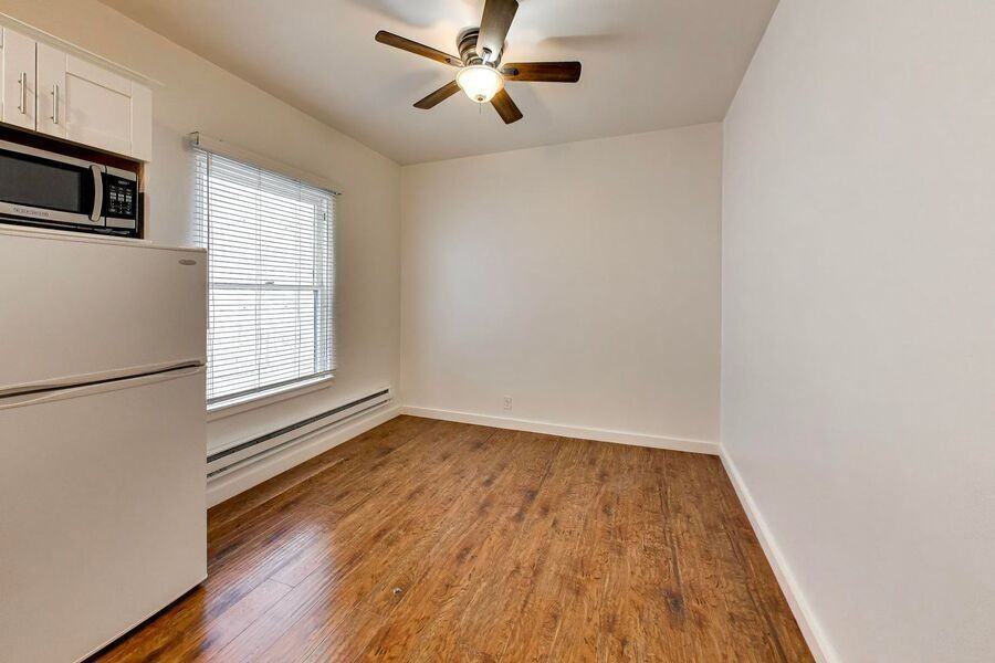 628 Waverley St #11 - Photo 3 of 20