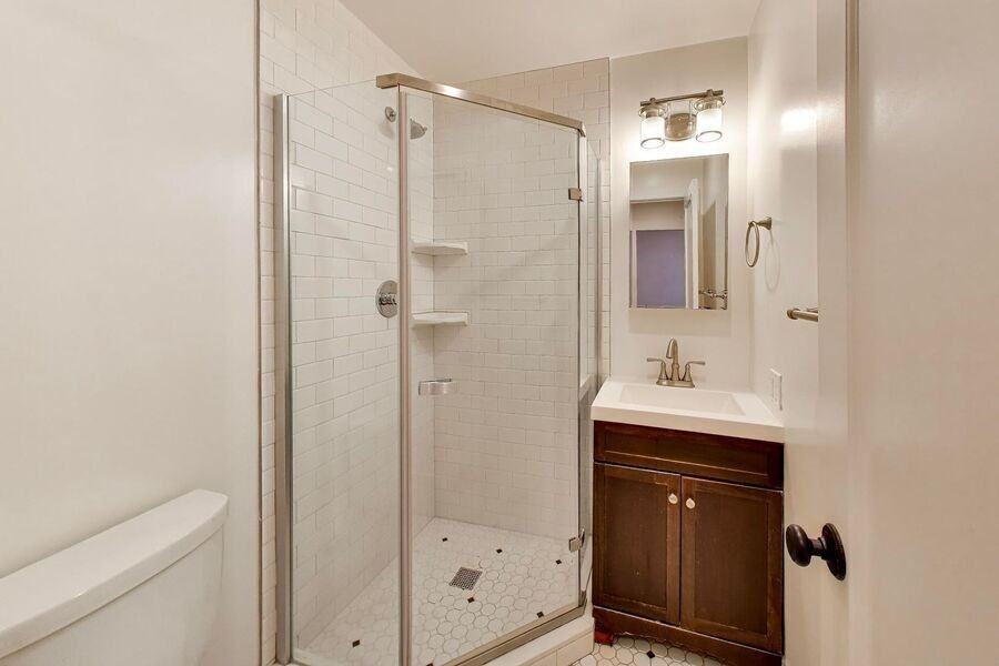 628 Waverley St #11 - Photo 6 of 20