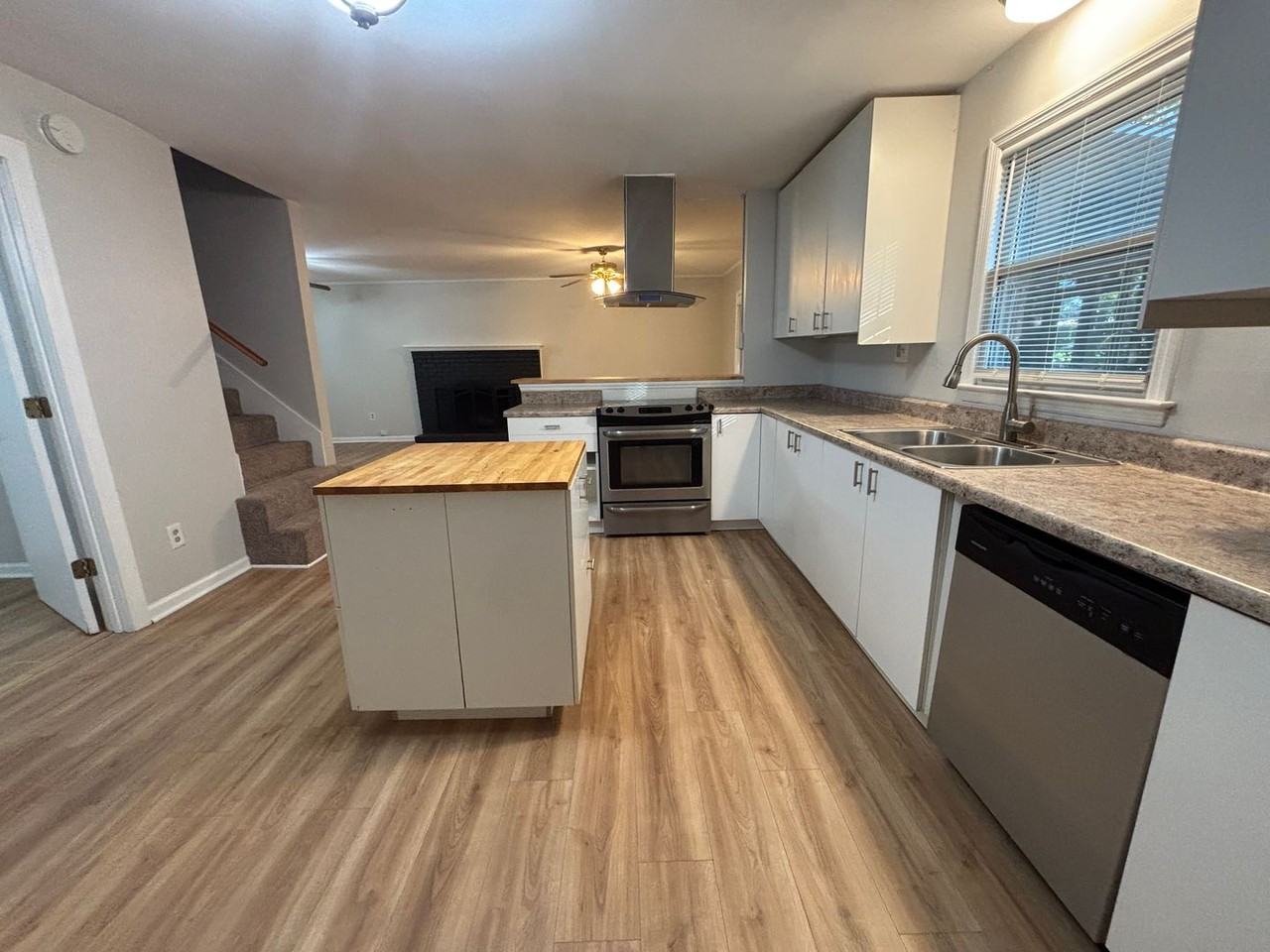 132 Garden Springs Rd - Photo 6 of 32