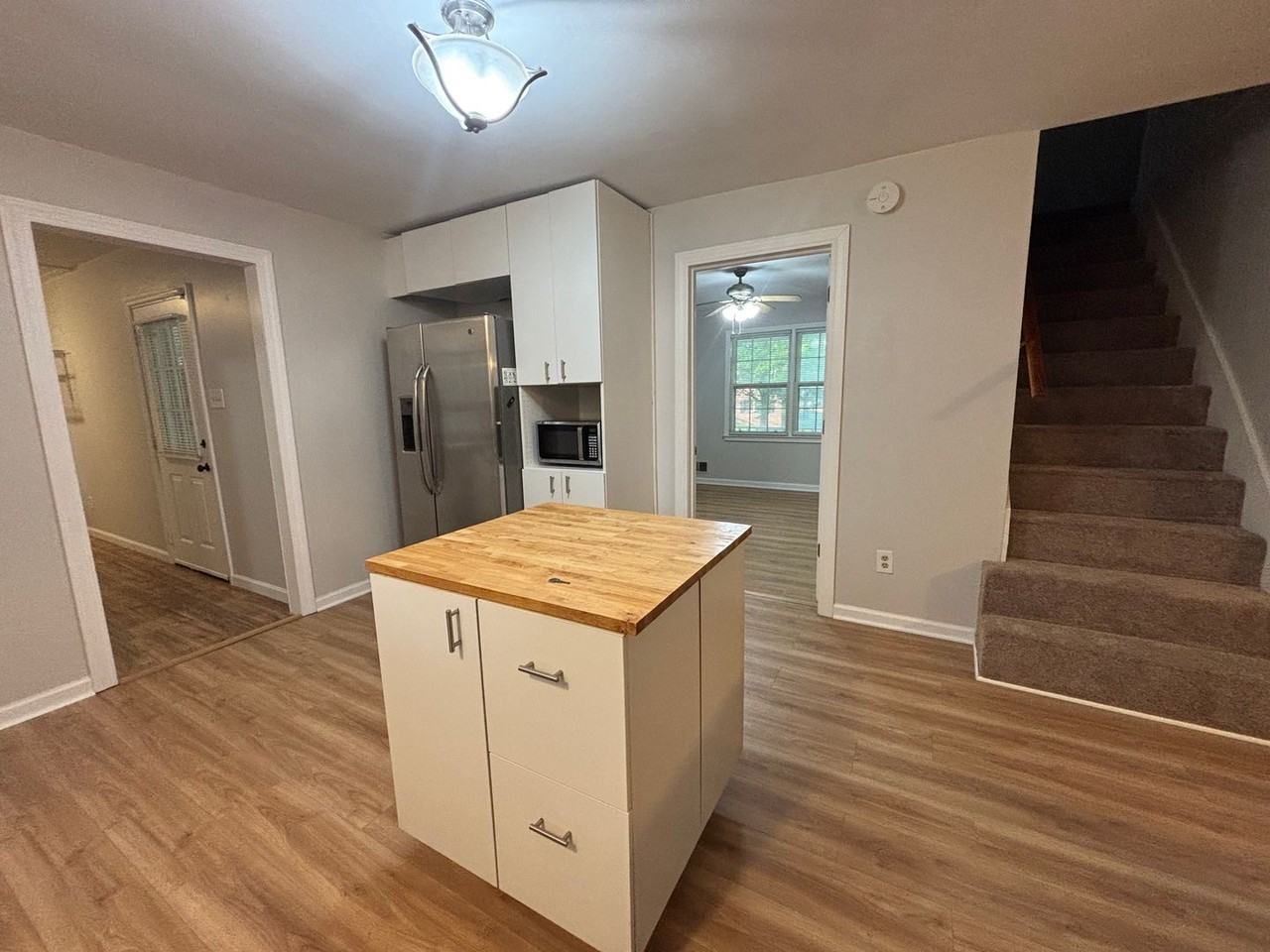 132 Garden Springs Rd - Photo 7 of 32