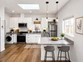 featured image of 1439 38th Ave