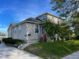 featured image of 619 N 4th St