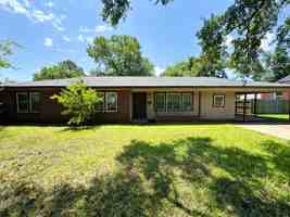 featured image of 2816 Old Minden Rd