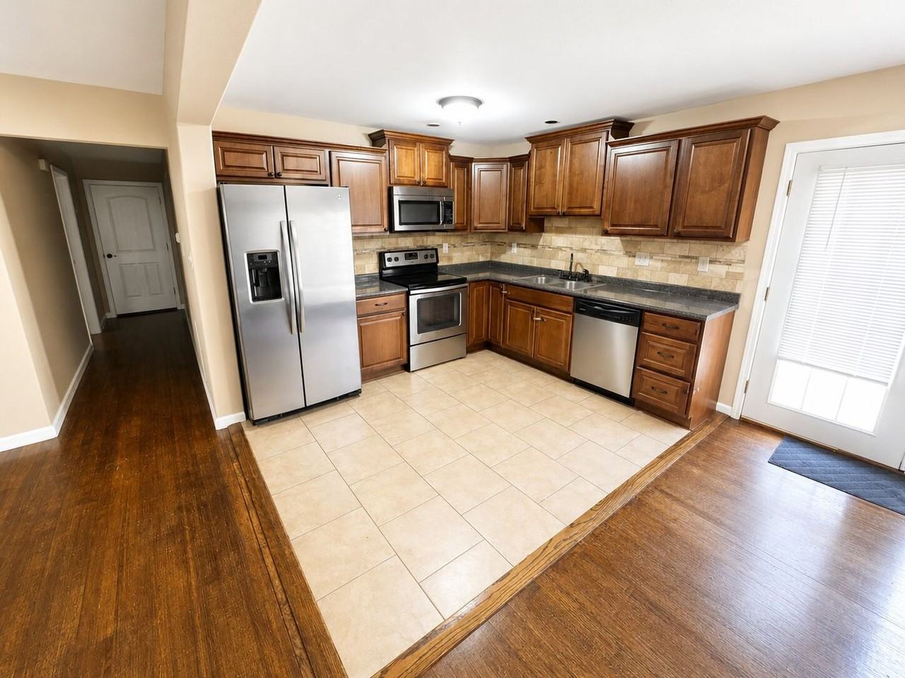 2816 Old Minden Rd - Photo 3 of 9