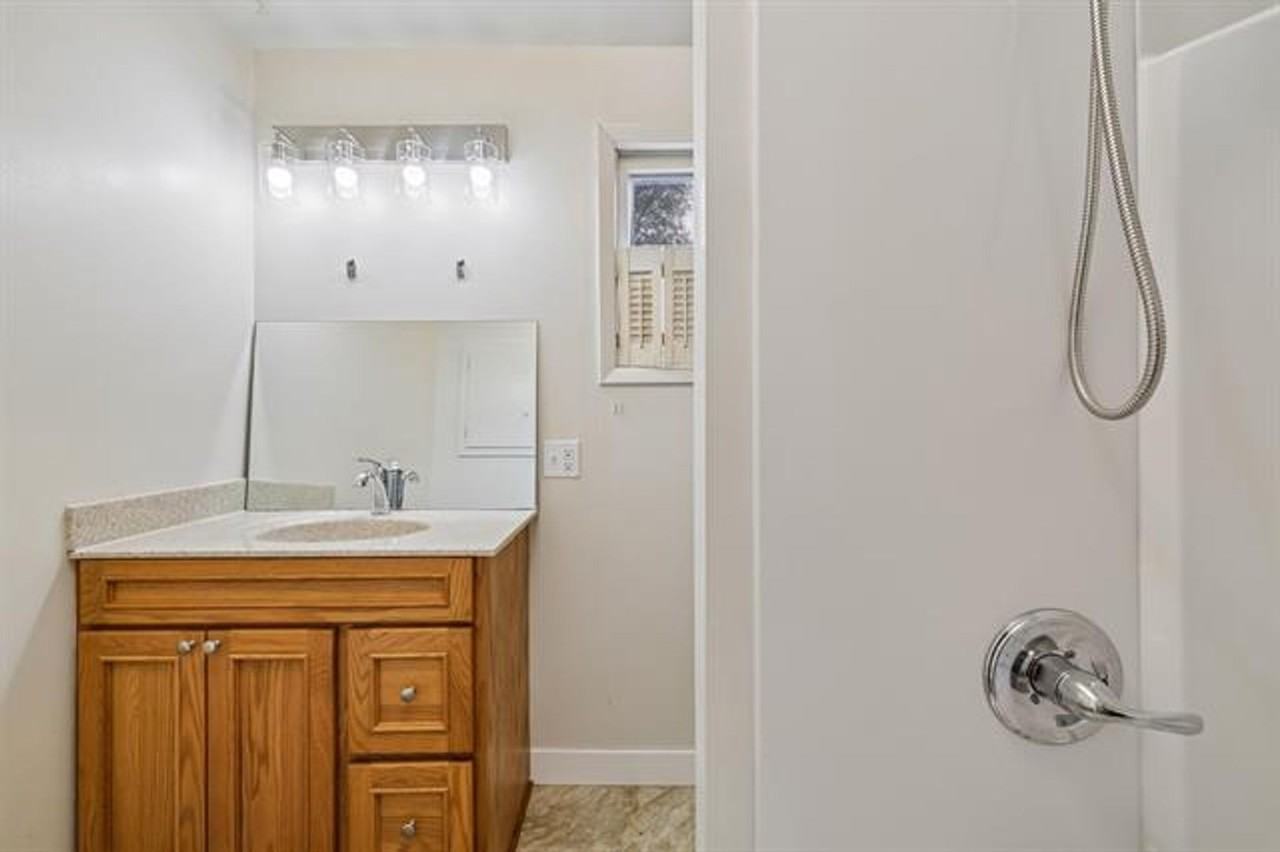 875 Water St - Photo 4 of 19