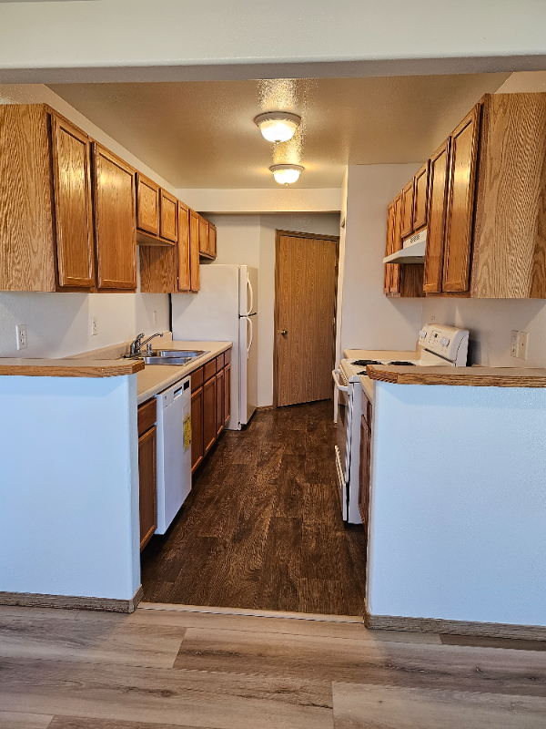 1755 D St #C - Photo 6 of 18