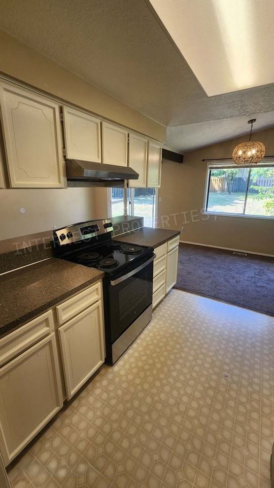 265 Sw Salix Ter - Photo 5 of 34