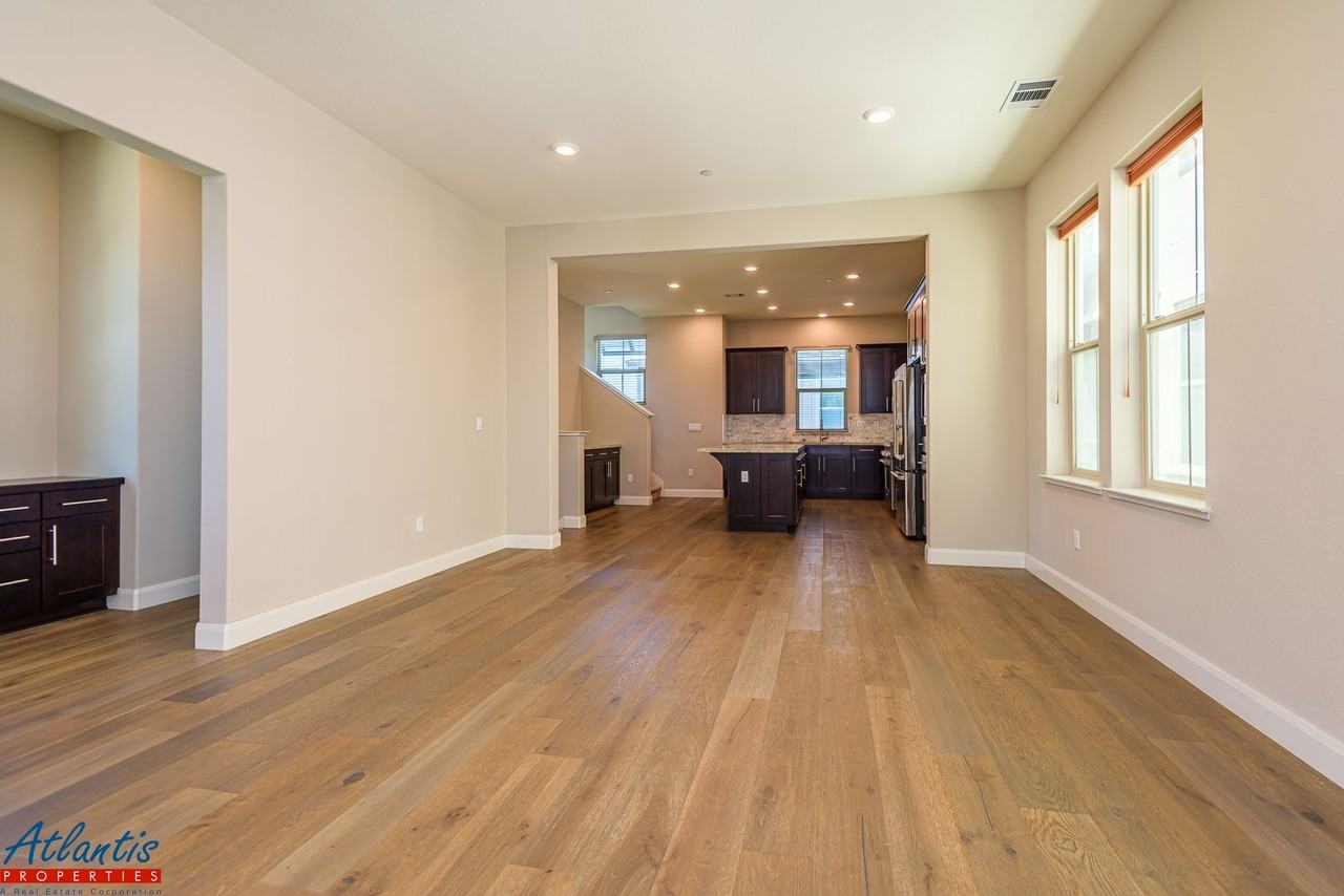 1567 Hidden Creek Ln - Photo 5 of 24