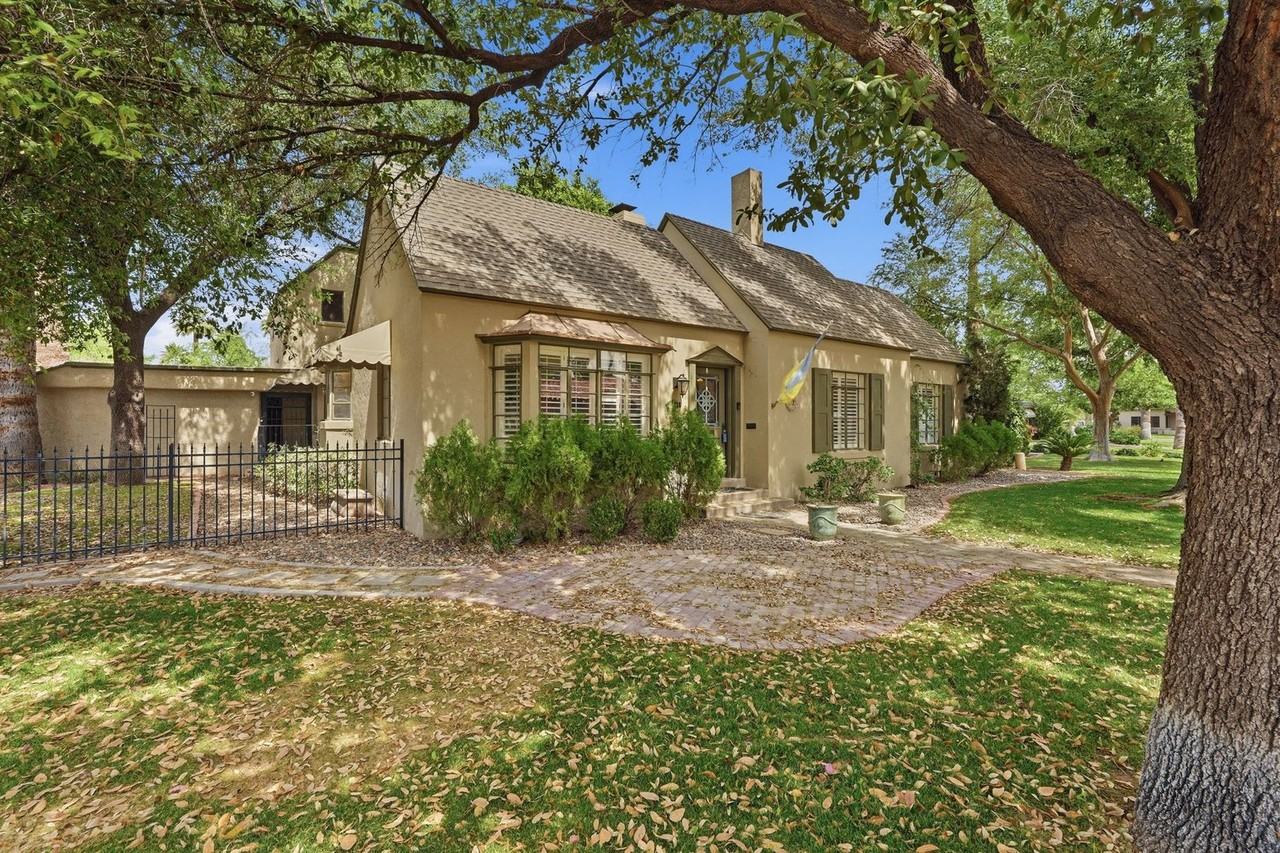 1238 W Coronado Rd