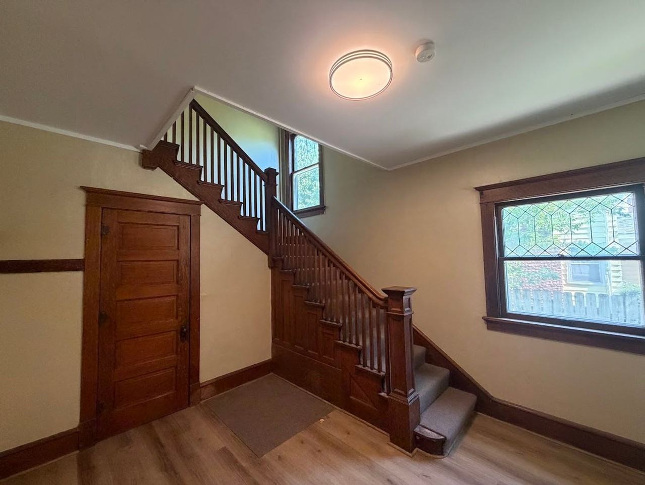 611 Kellogg Ave - Photo 6 of 27