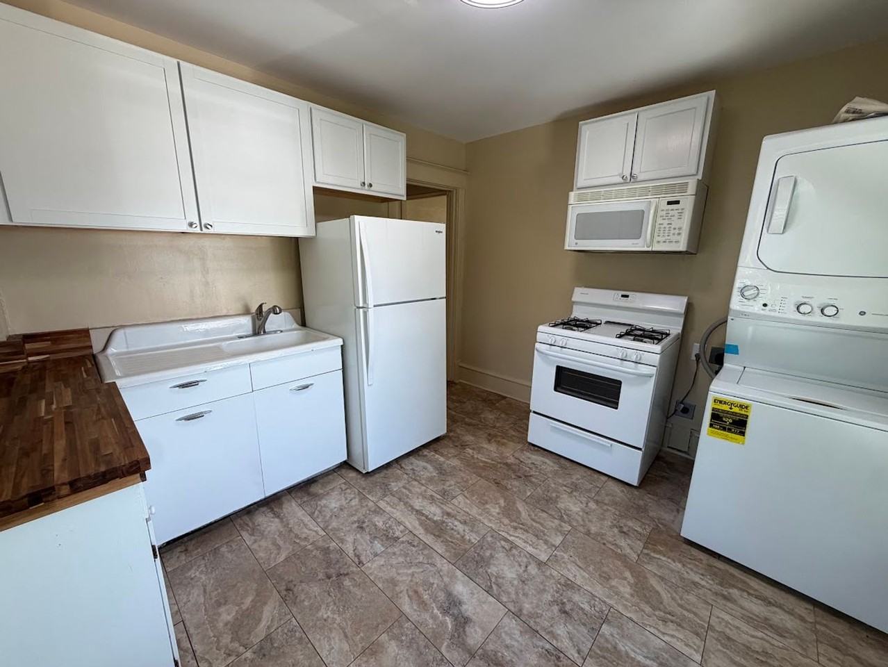 611 Kellogg Ave - Photo 5 of 23