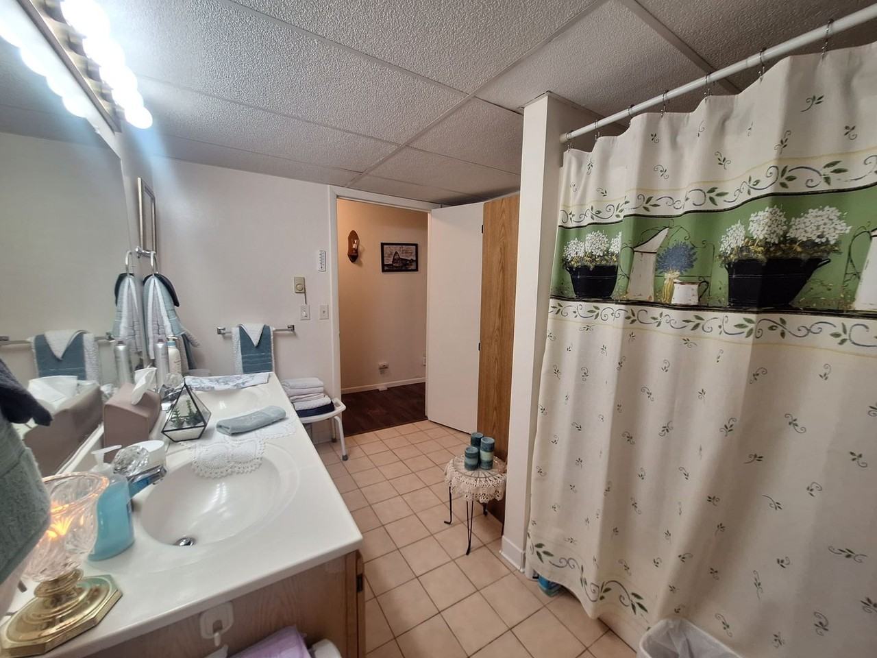 2406 Hill Ave #4 - Photo 7 of 24