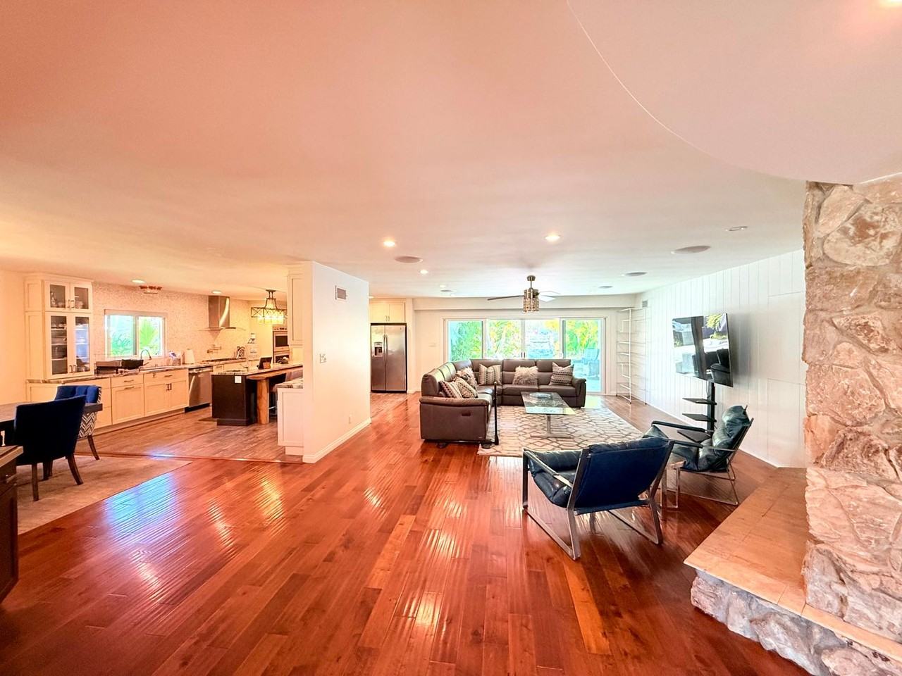 5500 Shenandoah Ave - Photo 7 of 50
