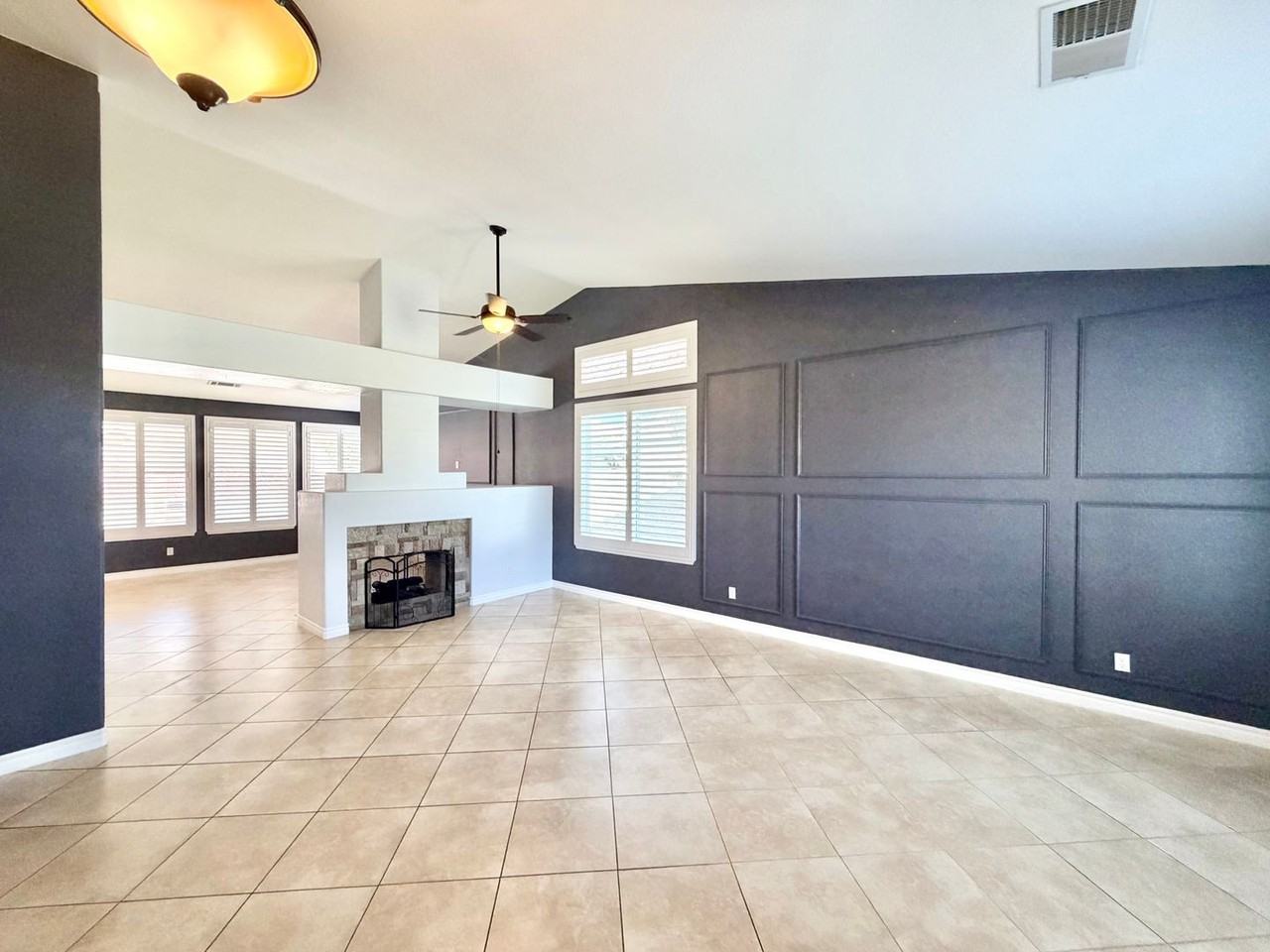 983 Sarazen St - Photo 4 of 31
