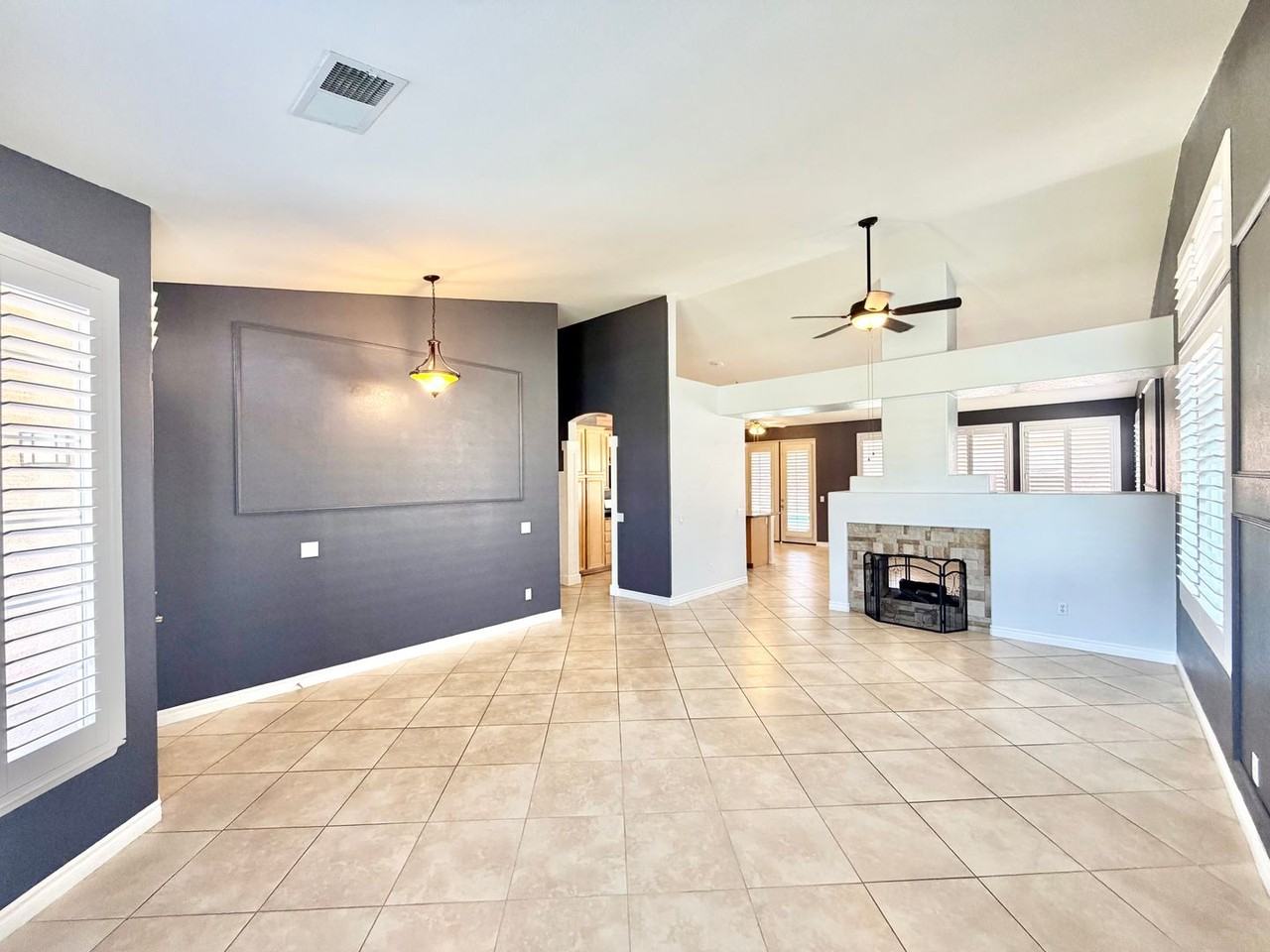 983 Sarazen St - Photo 5 of 31