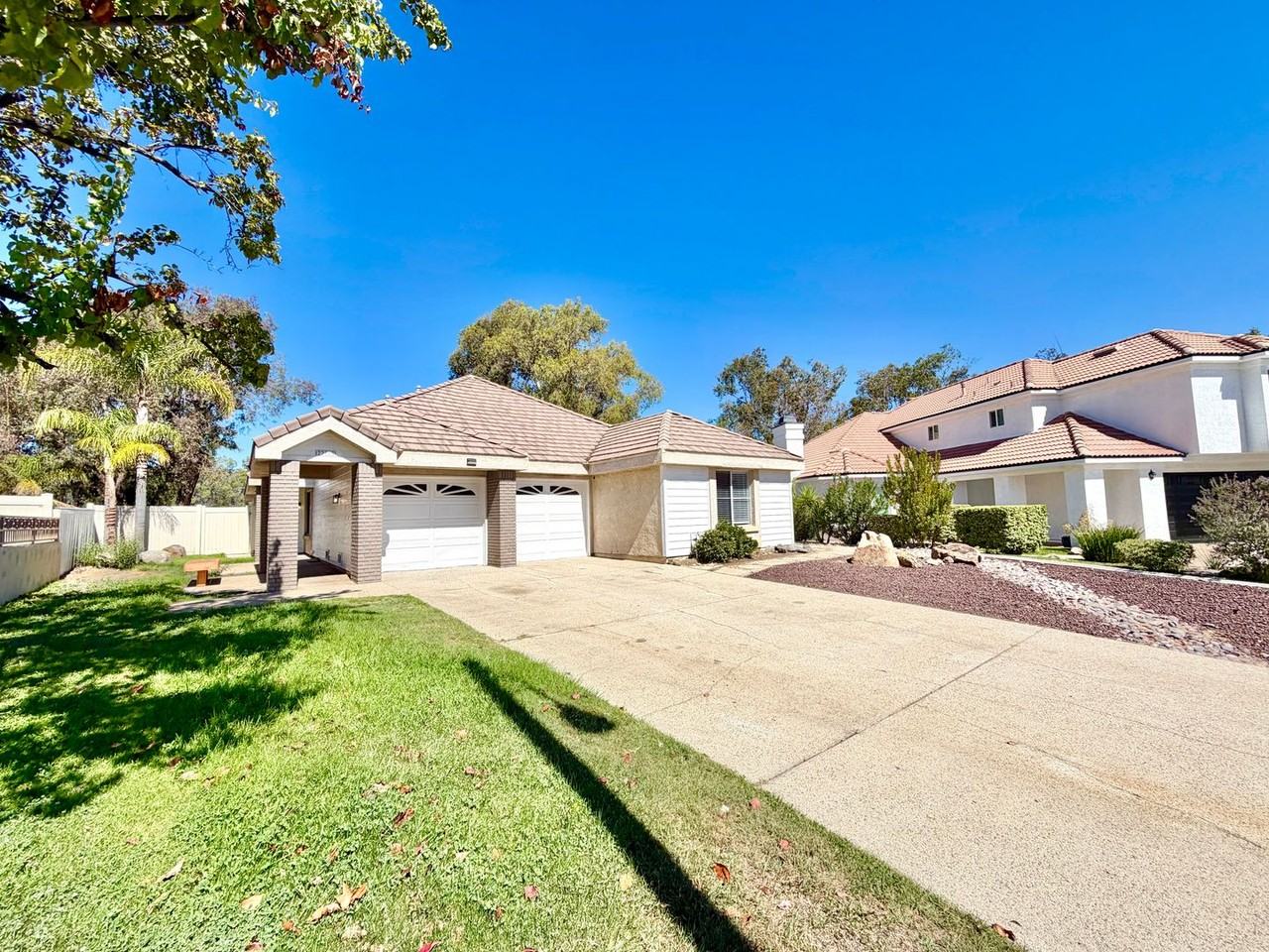 22988 Joaquin Ridge Dr - Photo 3 of 30
