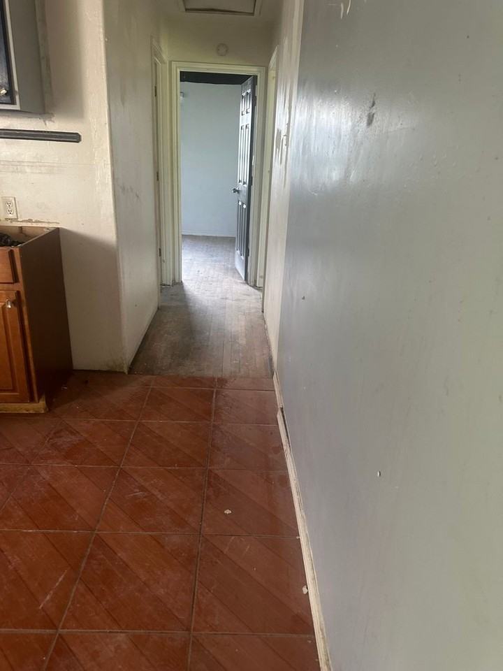 5102 Anna Maria - Photo 2 of 12