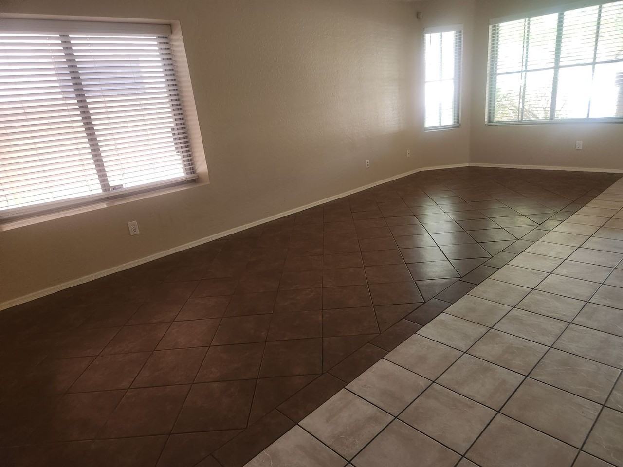 5511 S 15th Way - Photo 6 of 23