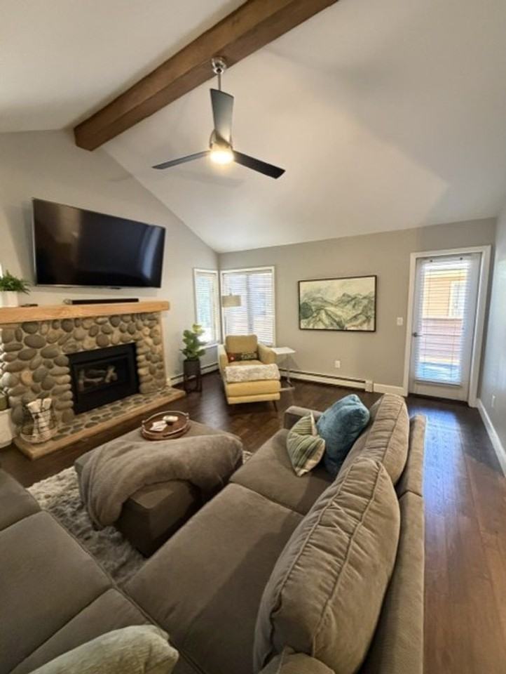 170 Village Blvd - Photo 4 of 19