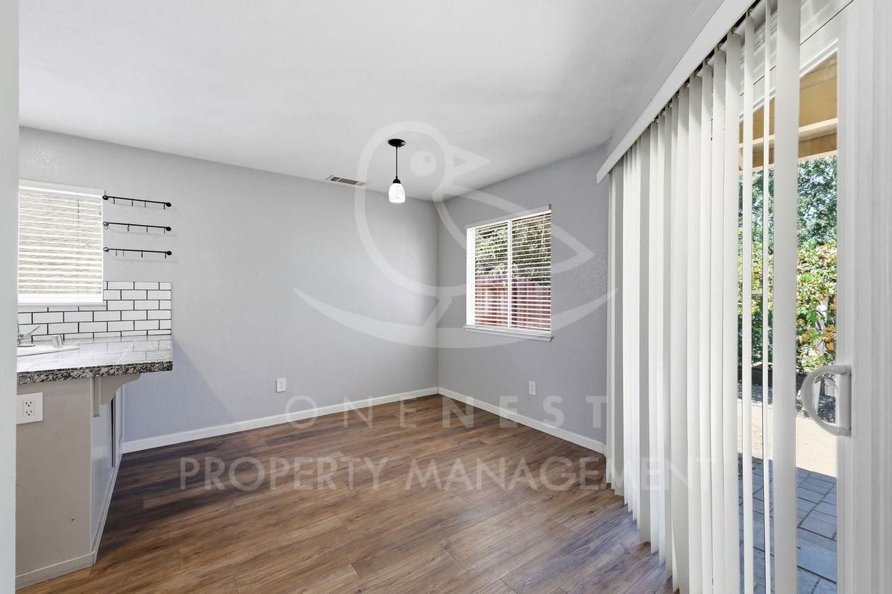 2545 Muirfield Dr - Photo 6 of 25