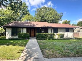 2416 N 32nd St - Photo 1 of 1