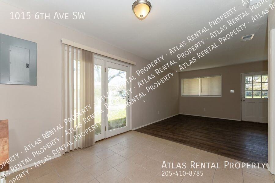 1015 6th Ave Sw - Photo 4 of 15