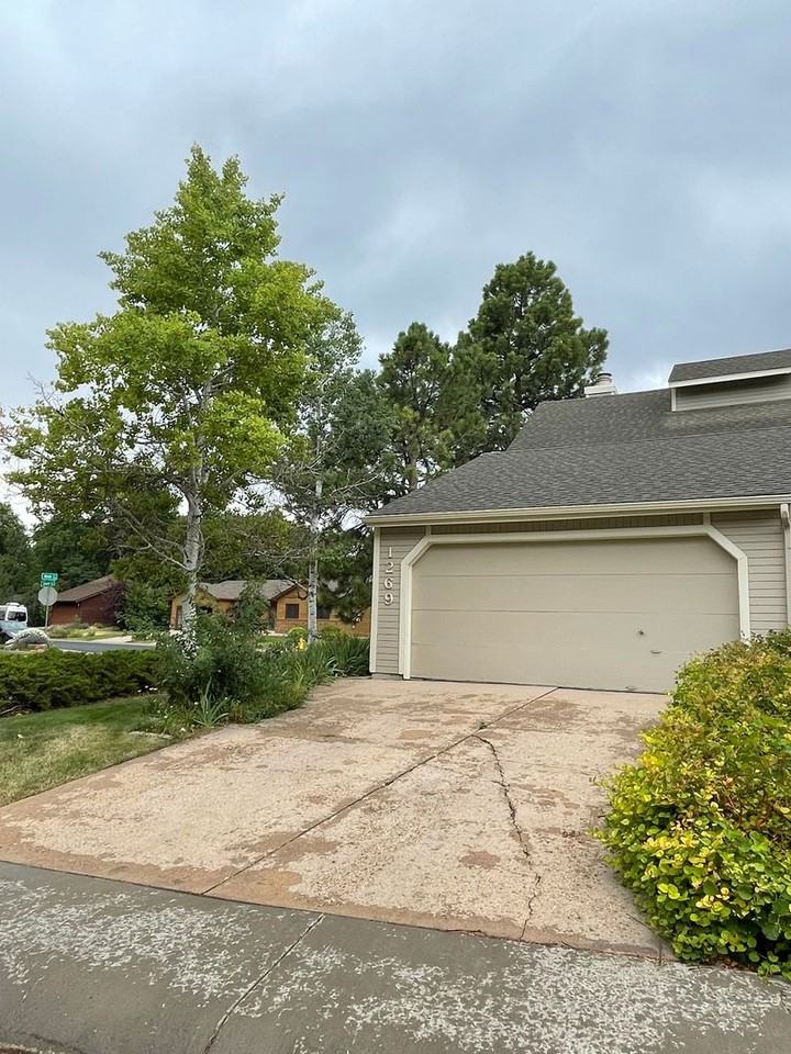 1269 Solstice Ln - Photo 2 of 37