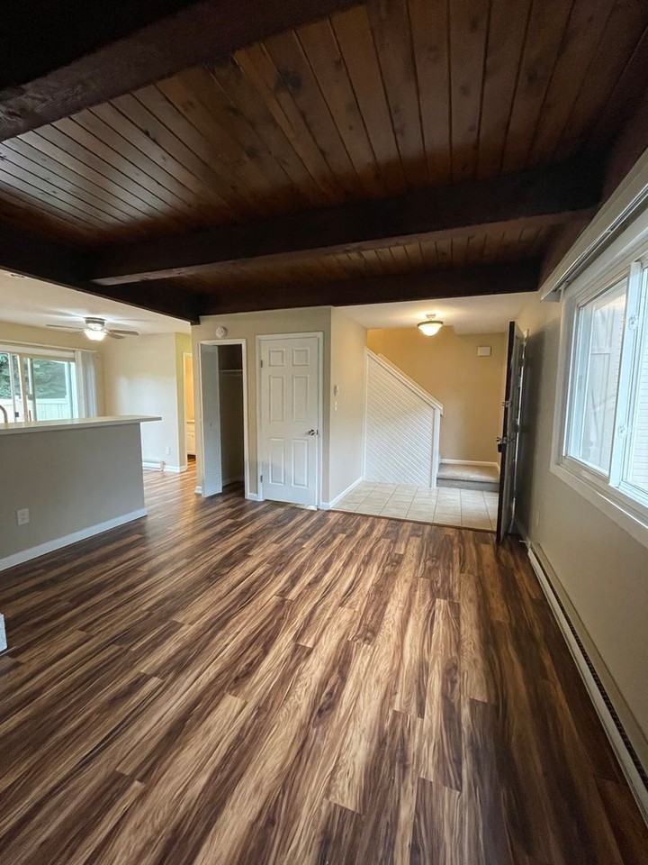 1269 Solstice Ln - Photo 7 of 37