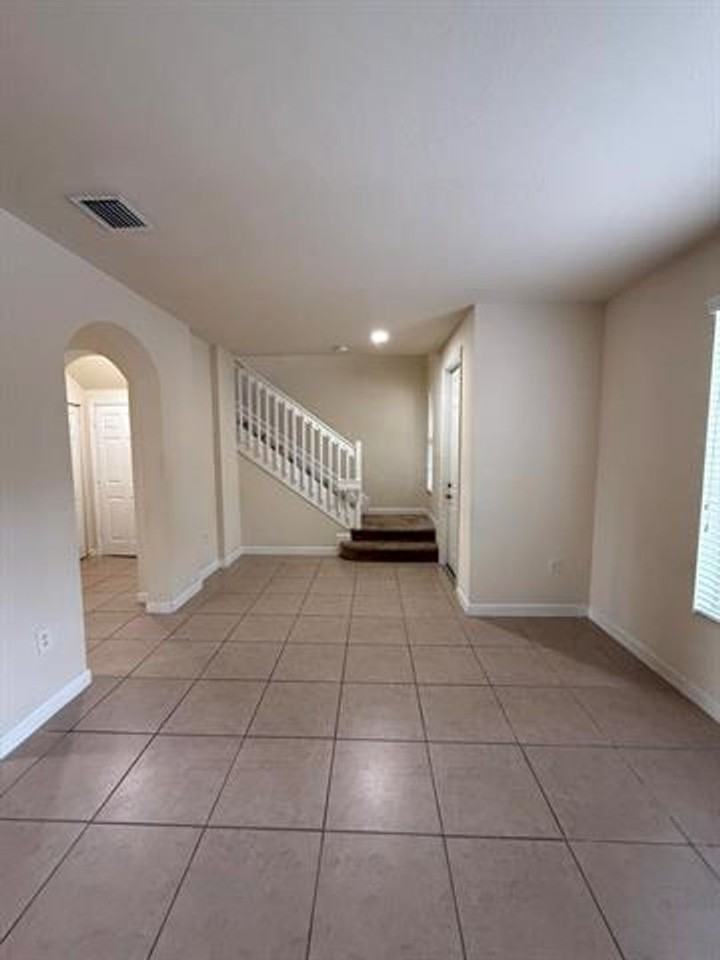 17093 17093 SW 93rd St th 17093 - Photo 3 of 36