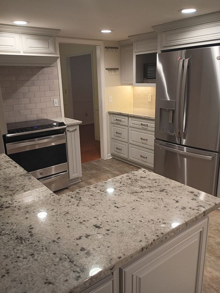 4437 Old Hickory Ln - Photo 4 of 26
