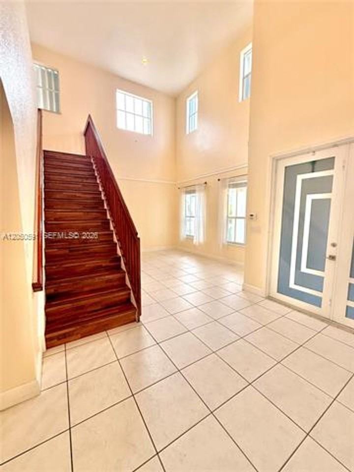 11504 Sw 152nd Ct #11504 - Photo 5 of 22
