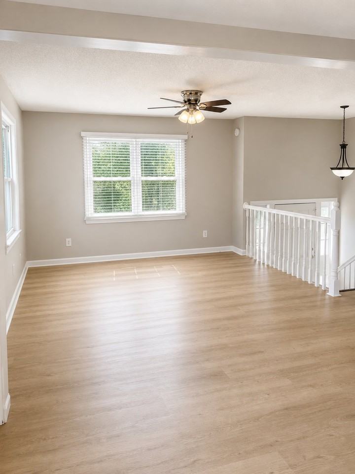 1271 Village Cir - Photo 2 of 16