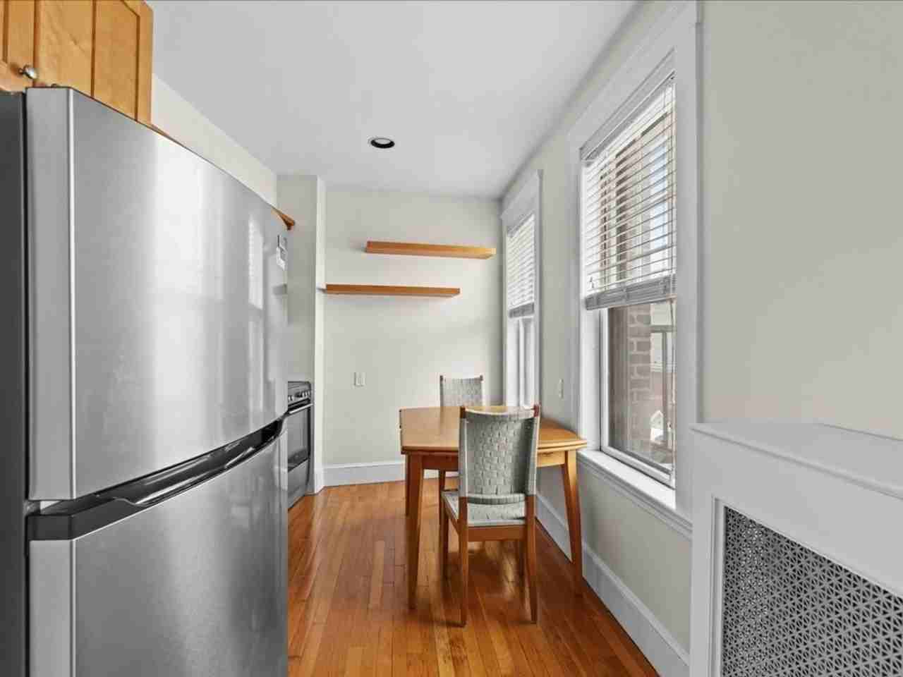 117 Lanark Rd - Photo 3 of 12