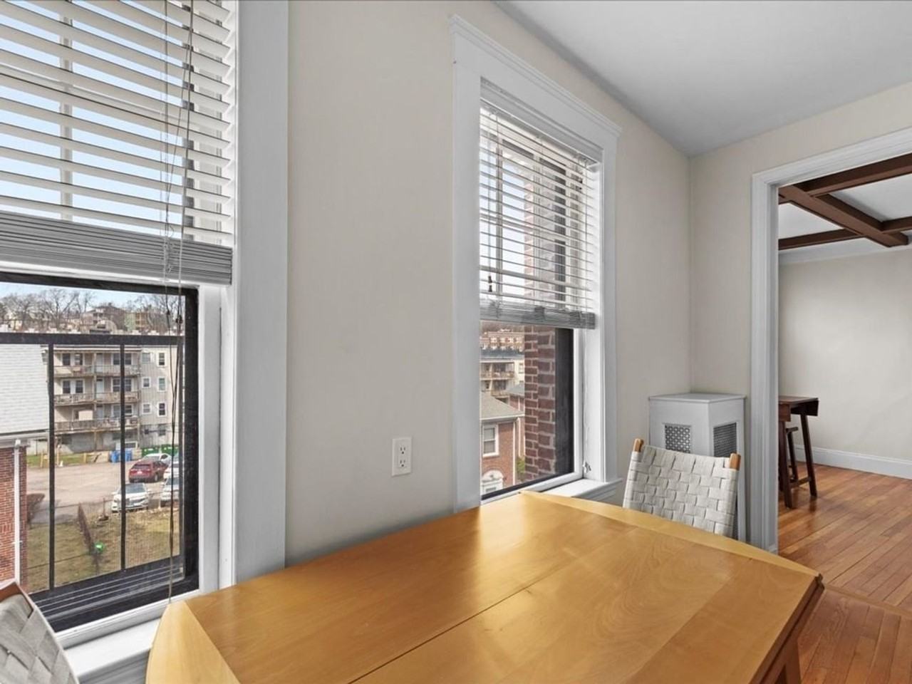 117 Lanark Rd - Photo 5 of 12