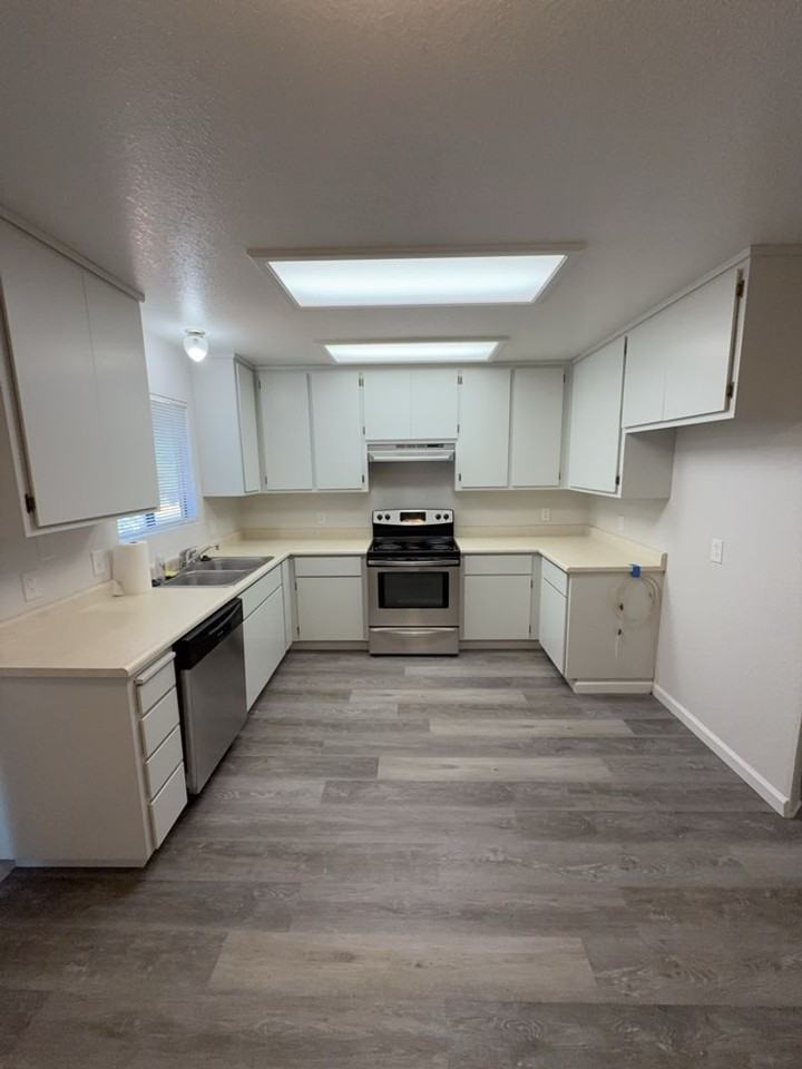 10134 Monte Cristo Dr - Photo 5 of 19
