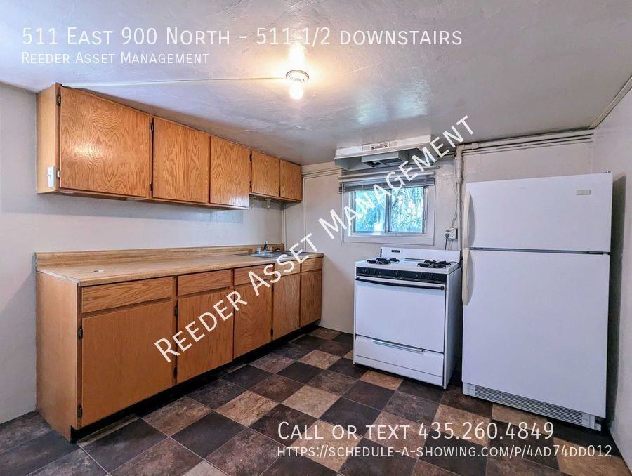 511 E 900 N - Photo 3 of 12