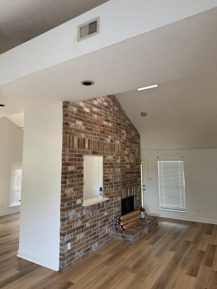 3211 Mesquite Dr - Photo 2 of 13