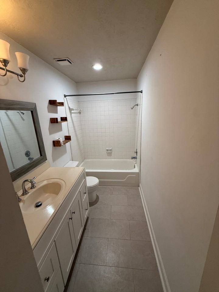 3211 Mesquite Dr - Photo 5 of 13