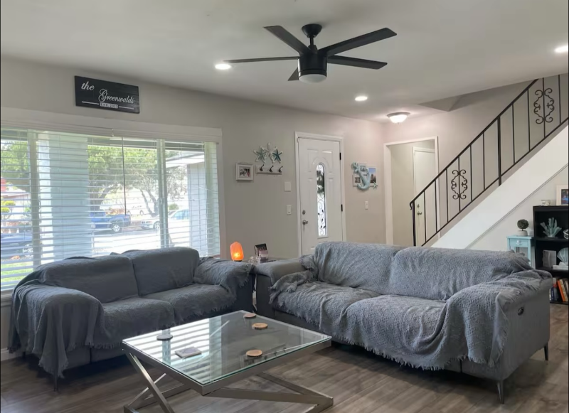 514 Luna Dr - Photo 3 of 11