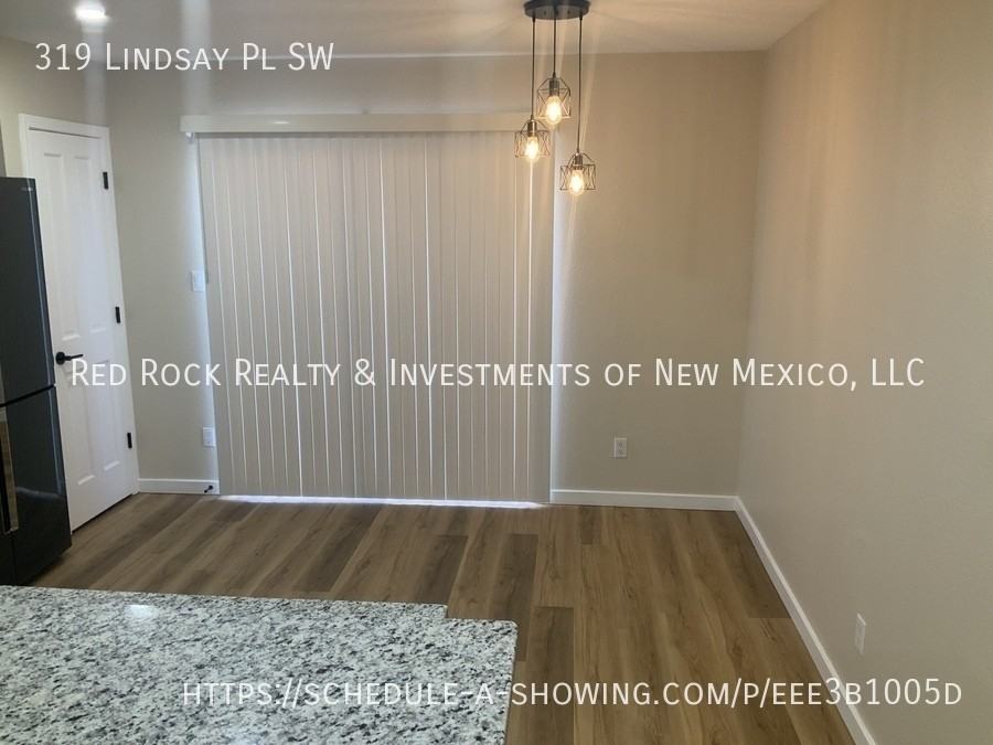 319 Lindsay Pl Sw - Photo 6 of 21