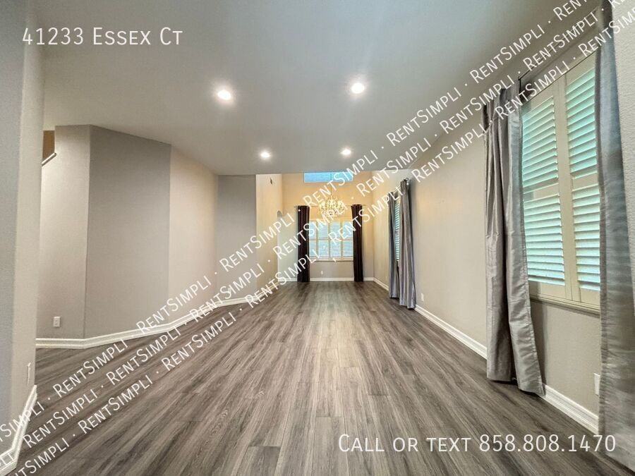 41233 Essex Ct - Photo 3 of 37