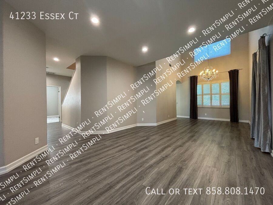 41233 Essex Ct - Photo 4 of 37