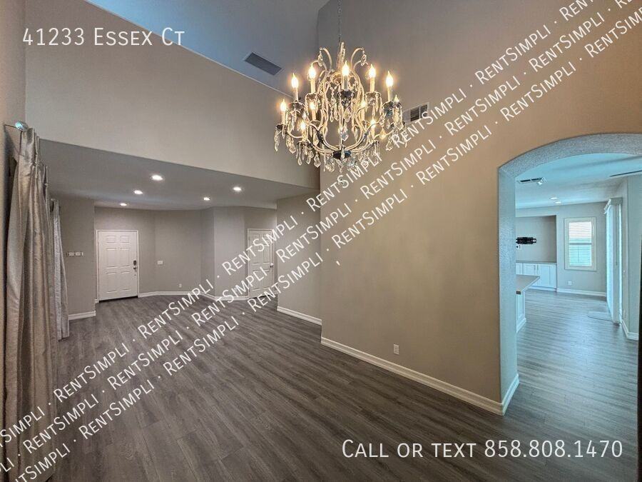 41233 Essex Ct - Photo 5 of 37