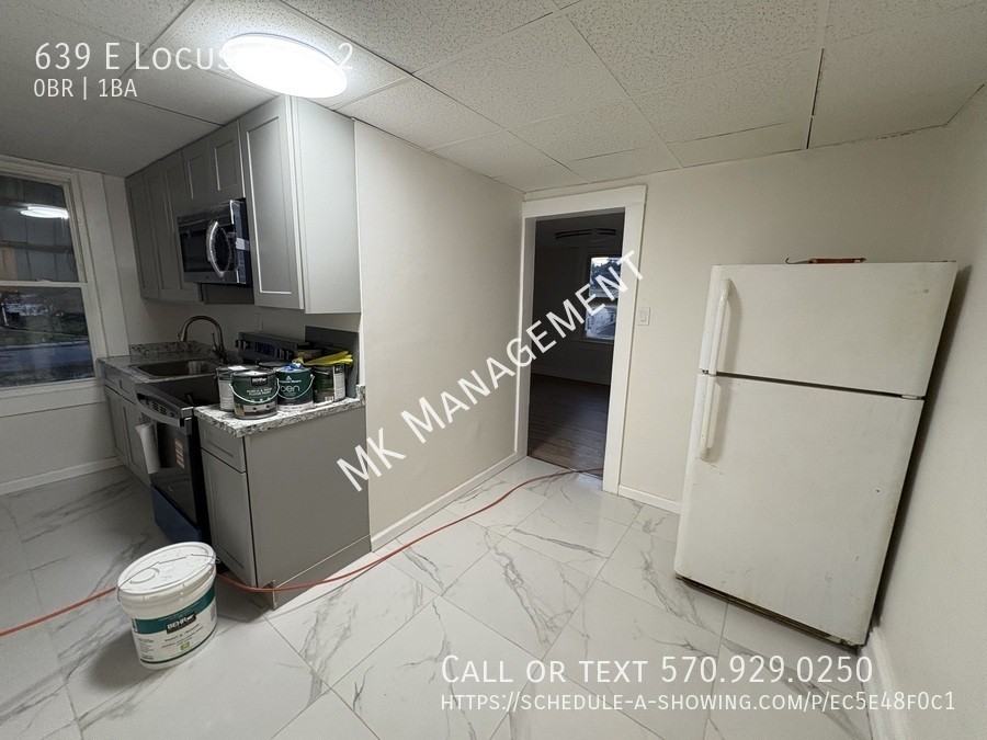 639 E Locust St #2 - Photo 2 of 7