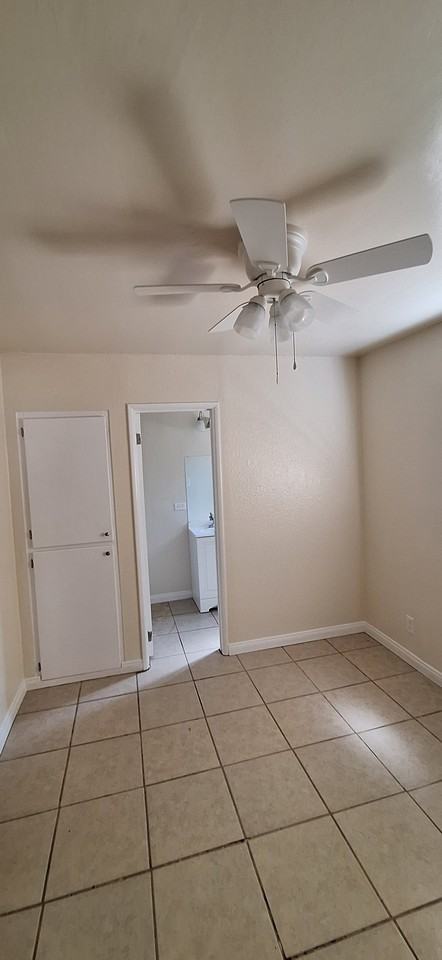 13453 1/4 Filmore St #13457-1-2 - Photo 5 of 11