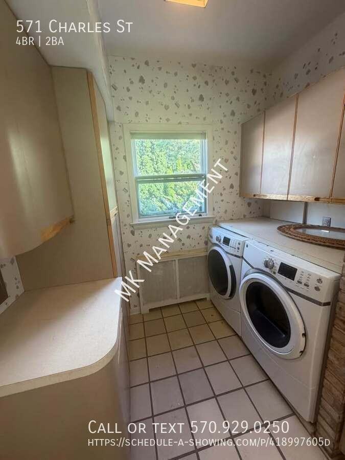 571 Charles Ave - Photo 5 of 43