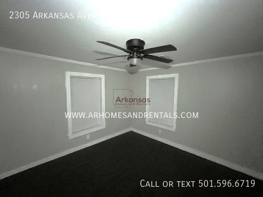 2305 Arkansas Ave - Photo 5 of 12