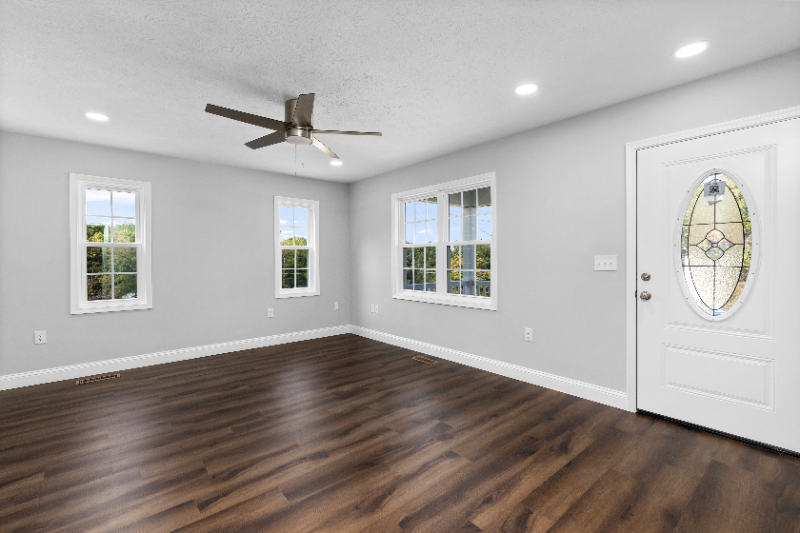1016 Ivanhoe Ave - Photo 5 of 20